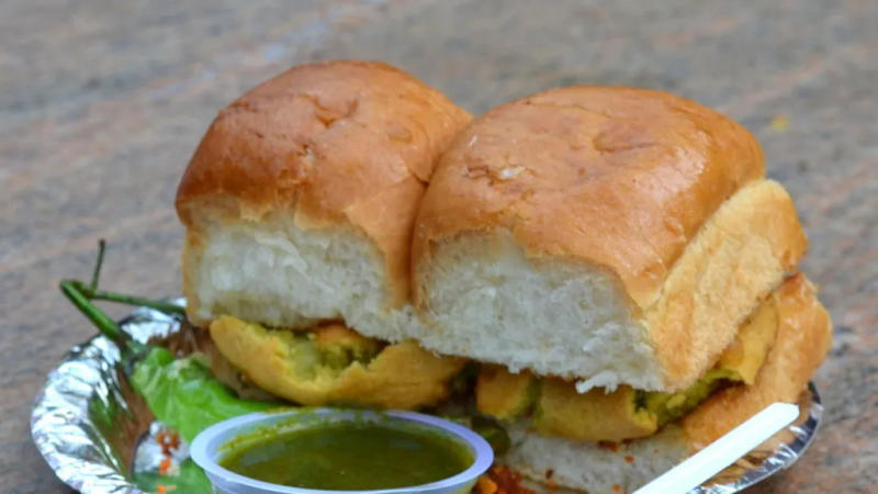 Vada pav