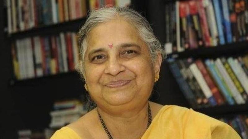 Sudha Murthy : The Role Model For All Generations