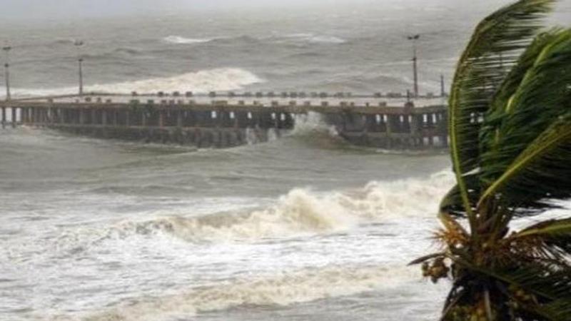 Cyclone Titli LIVE UPDATES: Cyclone makes landfall, five coastal district on red alert