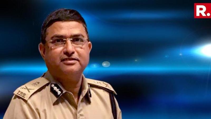 CBI Special Director Rakesh Asthana moves Delhi High court seeking quashing of FIR against him. LIVE Updates here-