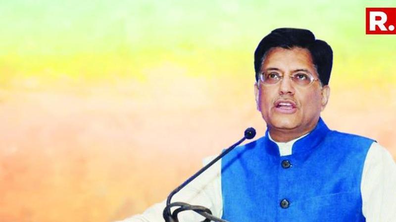 Piyush Goyal Felicitates Indian Railways Staff