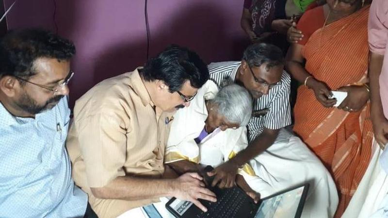 INSPIRATIONAL: Kerala's 96 year-old great granny gets laptop as gift after topping literacy programme