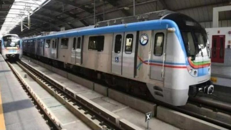 MCF floats Rs 150 crore tender for technology to produce first "Make In India' metro coach by 2021