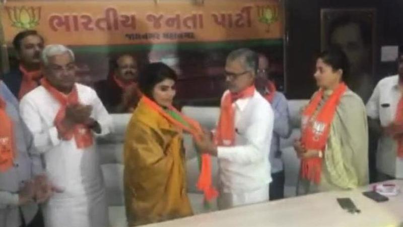 Months after joining Karni Sena, Ravindra Jadeja's wife Rivaba joins BJP