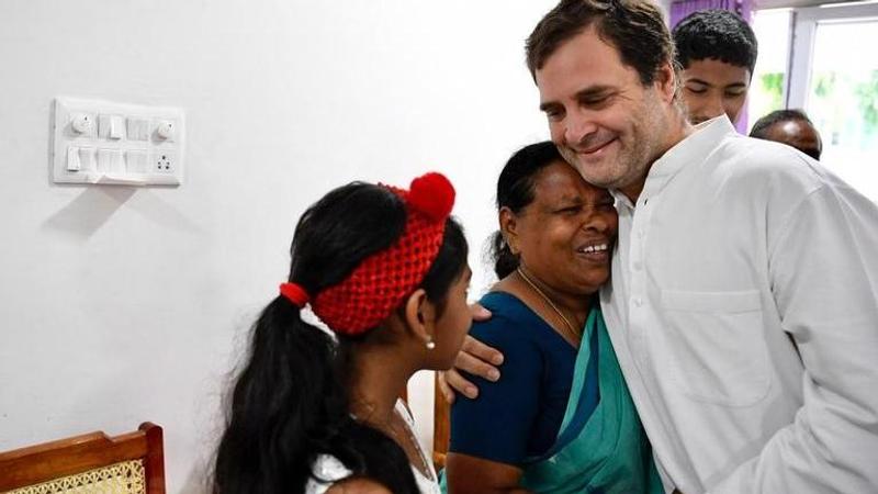 Rahul Gandhi meets 72-year-old Rajamma Vavathil, a retired nurse, who held him in her hands as a baby