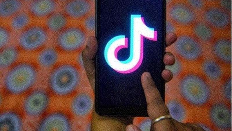 Delhi man snatches seller's iPhone to make high-quality TikTok Videos