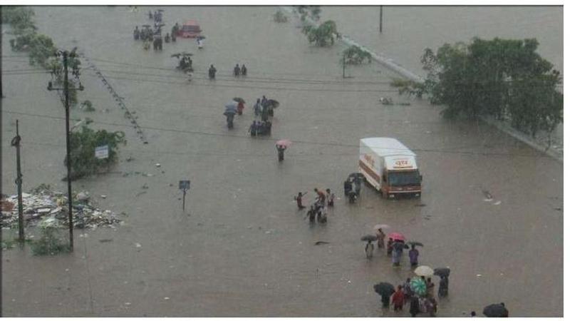 Rain batters states of Gujarat, Maharashtra; flood condition 'stable' in Bihar and Assam