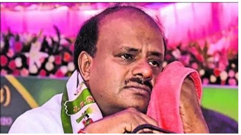 Karnataka: Kumaraswamy blames Congress, says 'worked like slave' in the coalition government