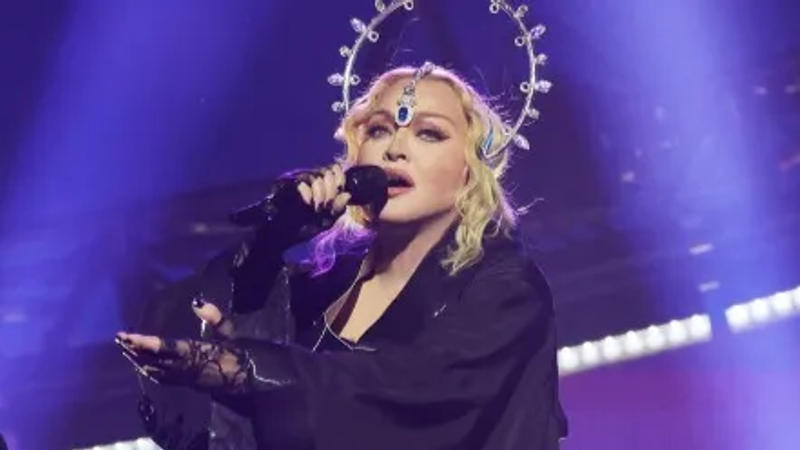 Madonna reveals health crisis details 