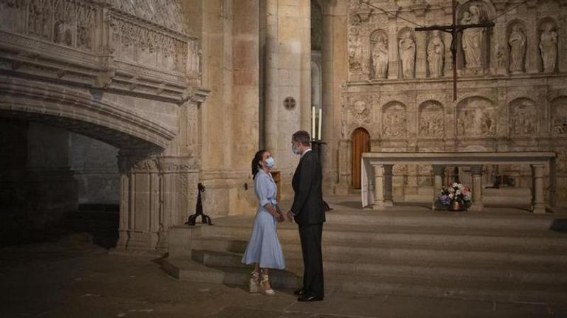 Catalans protest against visit by King and Queen