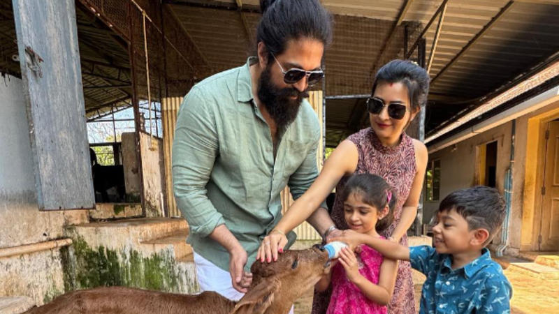 Yash and wife Radhika Pandit with kids