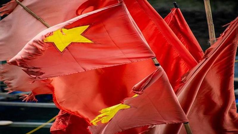 Resolutions to mark 25 years of Vietnam-US relations