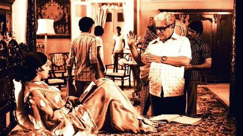 Humane, witty, genius: Amol Palekar, Lata Mangeshkar, Moushmi Chatterjee remember Basu Chatterjee