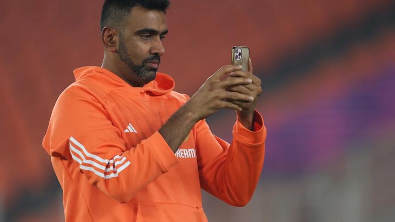 R Ashwin struggling to get IPL 2024 tickets for RCB vs CSK match