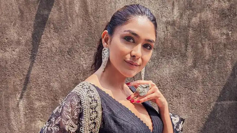 Mrunal Thakur