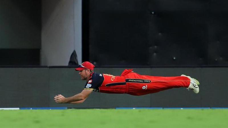 IPL 2021: RCB's Dan Christian takes stunning diving catch to dismiss Shubman Gill | Watch