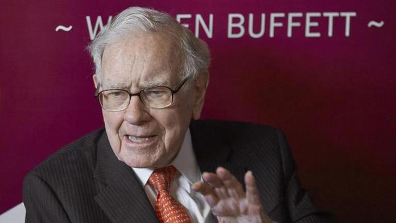 Berkshire Hathaway takes stakes in Japanese trading houses