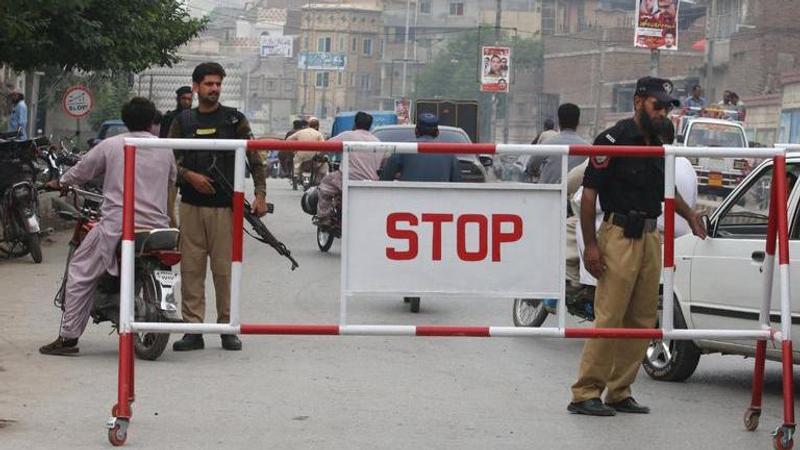 Pakistan police officers