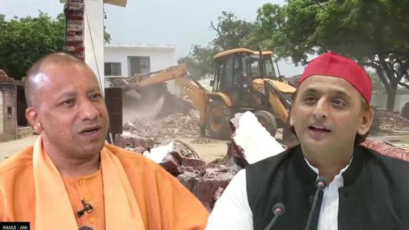 Akhilesh Yadav, Yogi Adityanath