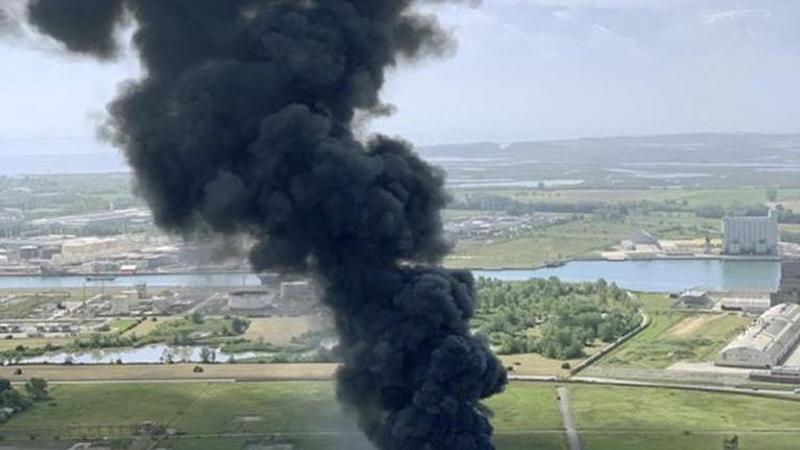 Italy: Chemical plant fire hurts 2, forces Venetians indoors