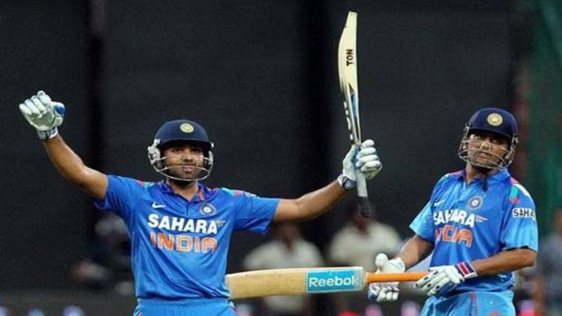 MS Dhoni and Rohit Sharma