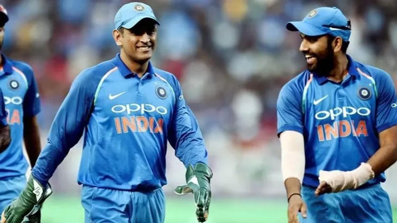 MS Dhoni & Rohit Sharma