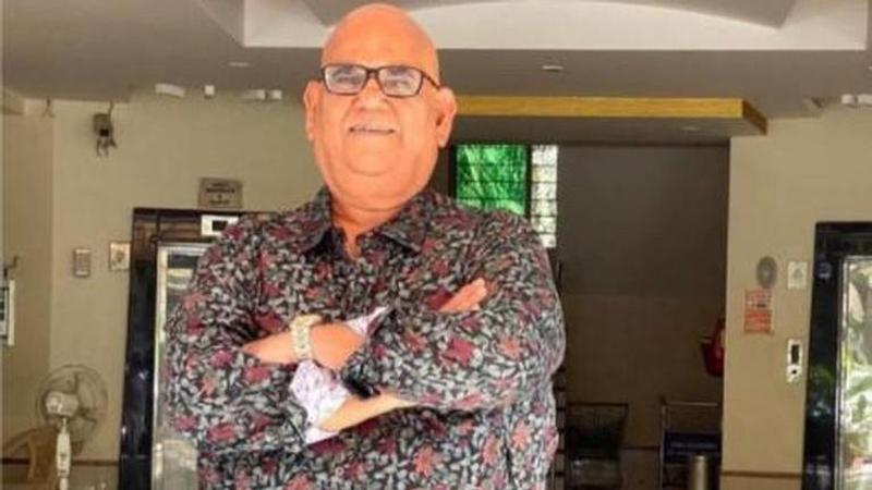 satish kaushik's net worth