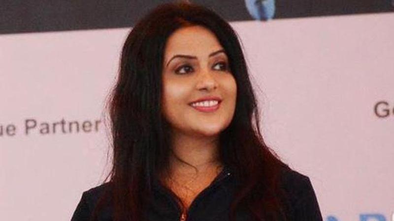 Amruta Fadnavis tweets on Sushant case; Sena, NCP hit back