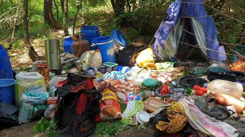 KashmiTerrorist Hideout busted in South Kashmir; Exclusive images accessedr