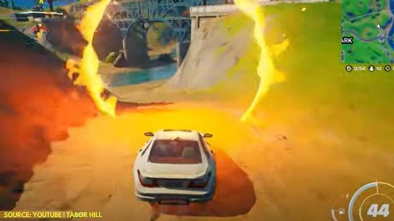 Fortnite - Drive through Flaming Rings