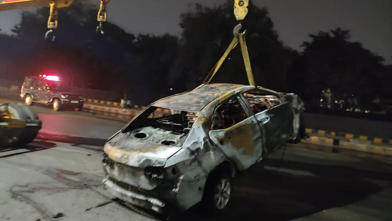 Noida Man Charred to Death in Car-Divider Collision
