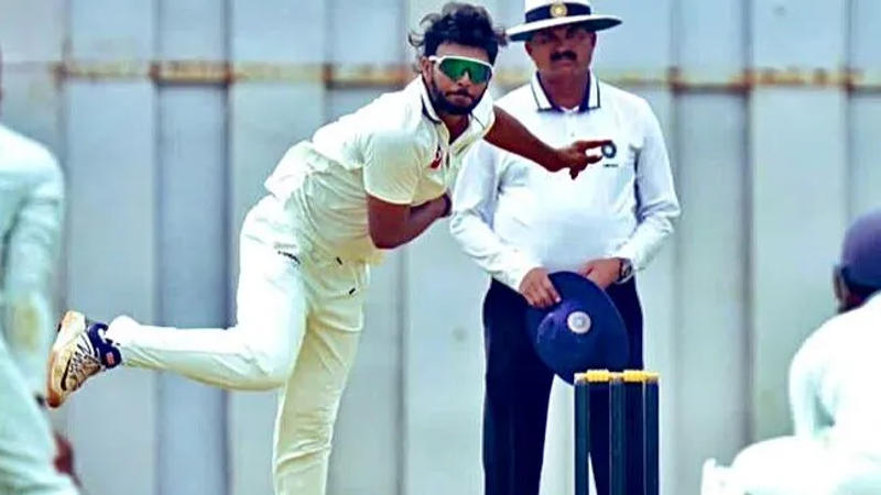 Jalaj Saxena becomes the 3rd cricketer to score 9000 runs and 600 wicket