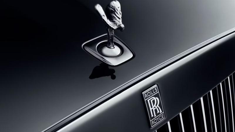 Rolls-Royce to trim up 2400 jobs