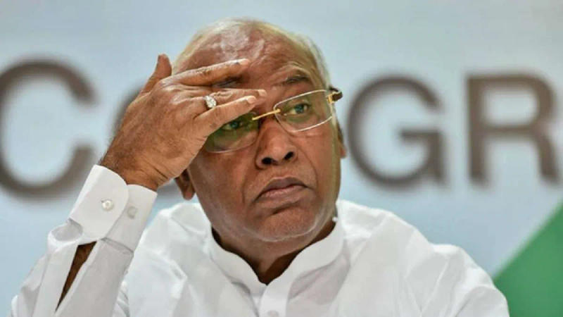 As per sources, Congress President Mallikarjun Kharge is likely to table the said 'black paper'