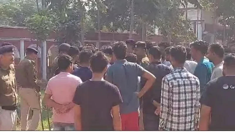 An altercation between students from Maulana Abul Hasan Ali Nadwi Minority Hostel and Iqbal Hostel at Patna University escalated into violence 