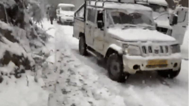 Heavy Snow Brings Normal Life to Standstill in Himachal Pradesh