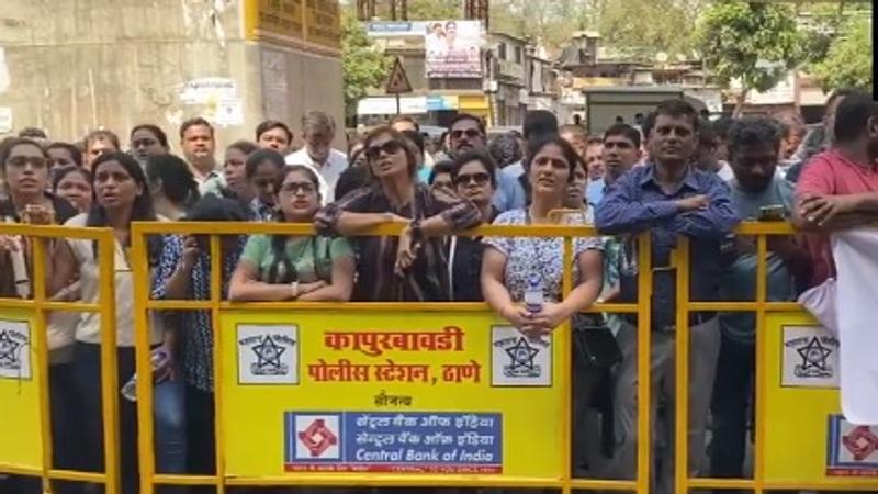 Parents protest outside a private school in Thane 