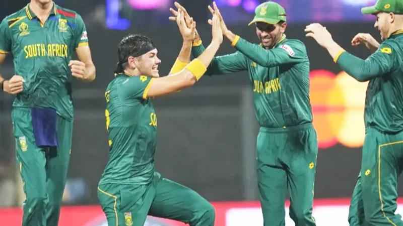 South Africa cricket team won against Netherlands by 231 runs in 2011. 