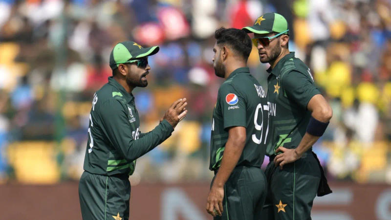 Babar Azam with Pakistan cricket team