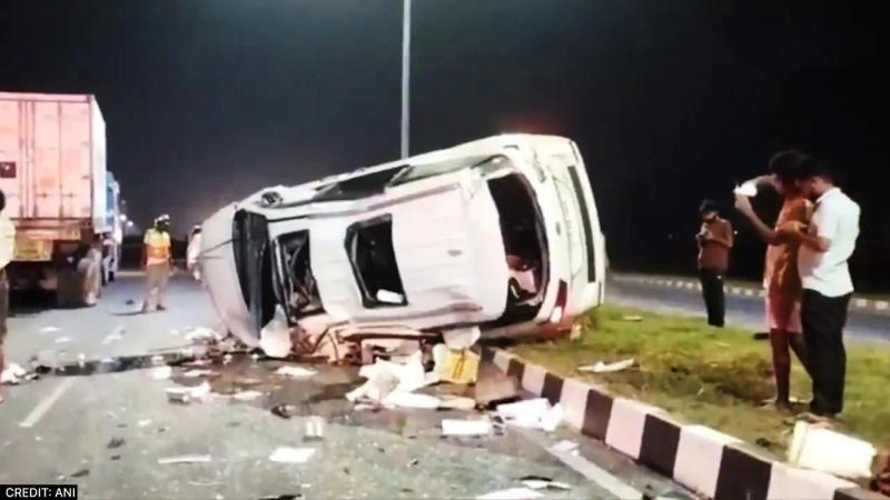 Road accident in Ghaziabad