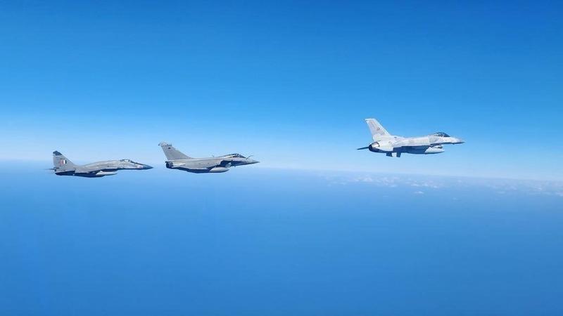 Rafale showed India strength Roar in the sky indian air force Republic Day Parade