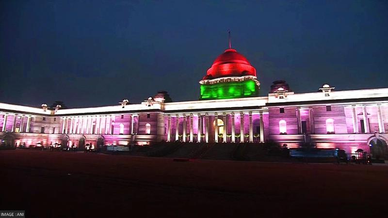 'Tricolour' glows on Rashtrapati Bhavan