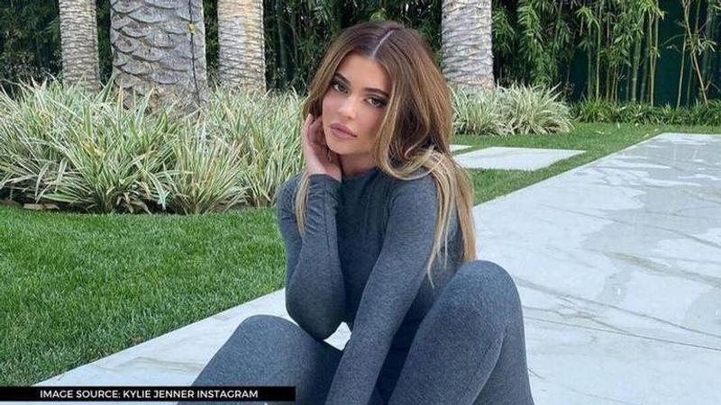 Kylie Jenner reveals someone close to her home tested COVID-19 positive