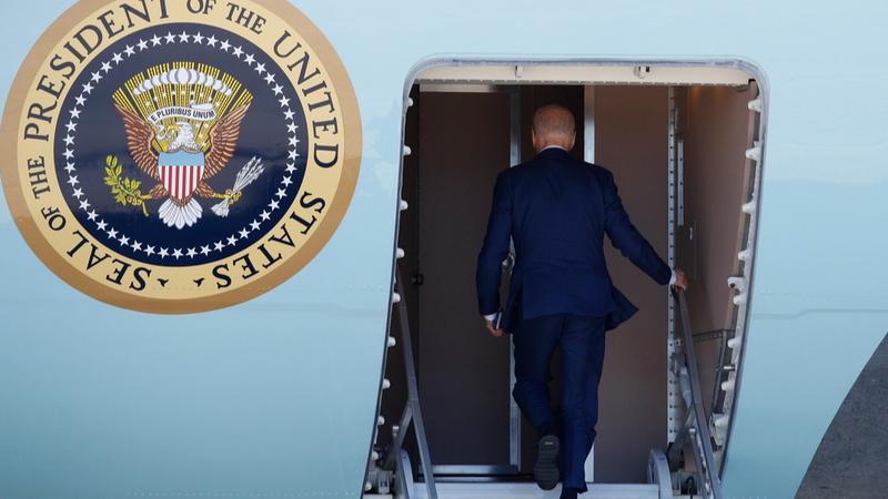 Travelling by Air Force one costs roughly $200,000 per hour. 