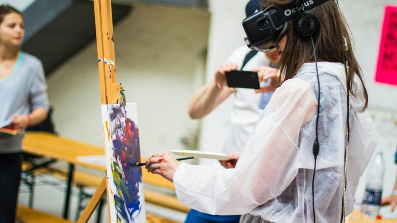 Exploring Virtual Art: Where Creativity Meets Technology