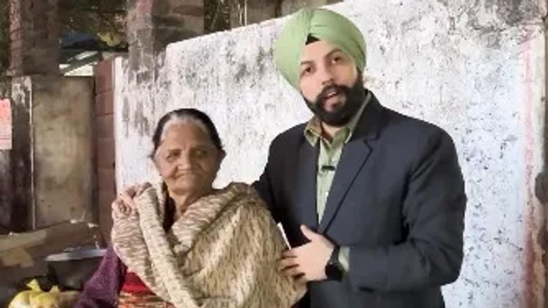 Ludhiana man bought all the fruits that were there on the elderly woman’s cart.