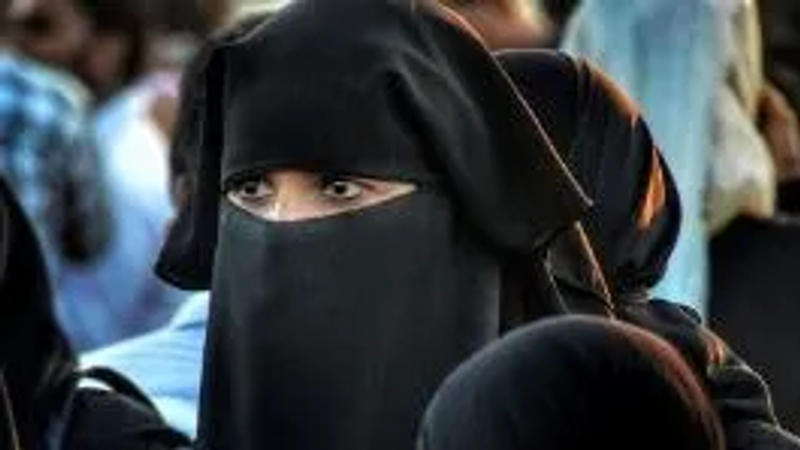 Centre Defends 2019 Law on Triple Talaq, Says It Legitimised ...