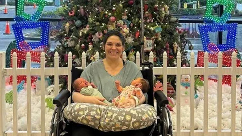 Double joy: Woman with 2 uteruses welcomes twins | Republic World