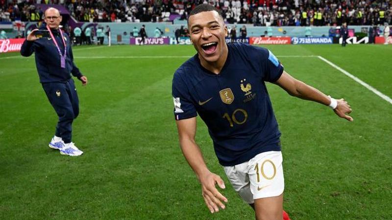 England out, Mbappe laughs, shows his joy as World Cup history beckons