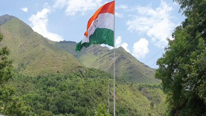 108-foot flagpole bearing Indian tricolour mounted at Kaman Post